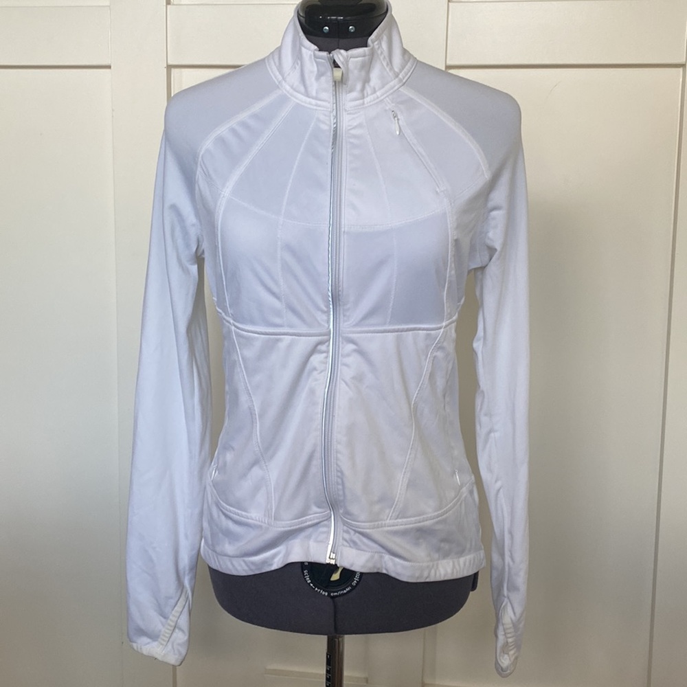 3️⃣ for $30- Athleta White Zip Up